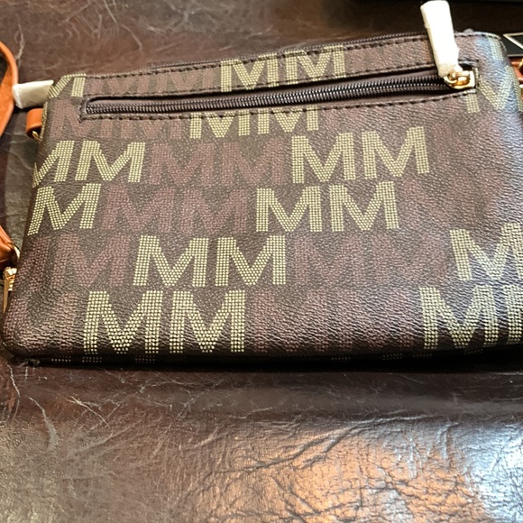 Brand new MFK crossbody or wristlet bag - Picture 3 of 3